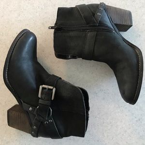 MATISSE Harney Harness Leather Moto Ankle Boots